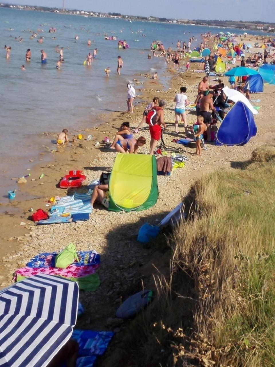 Apartments Dobri - 500M From Beach Nin Exterior photo